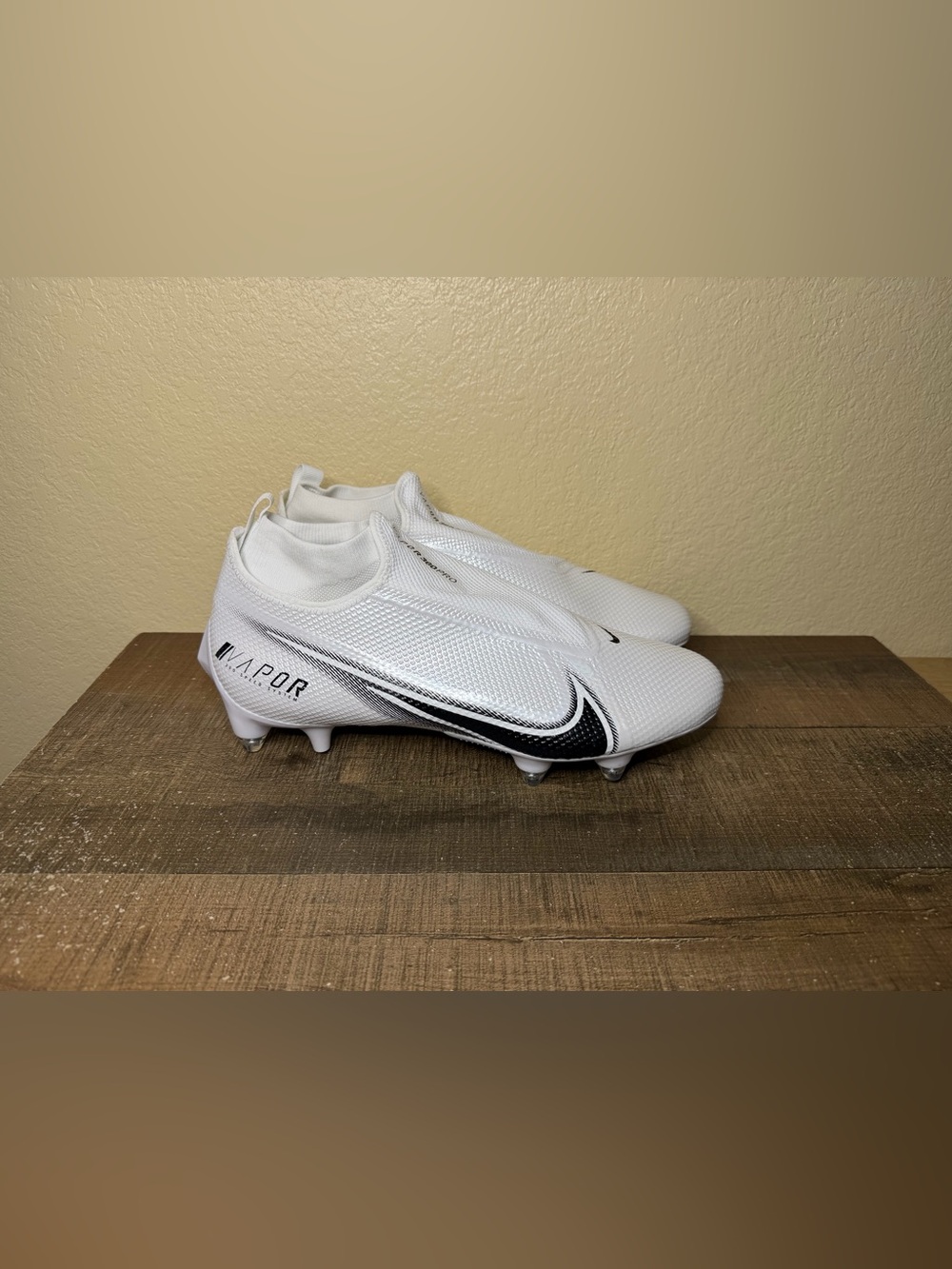 Nike Vapor Edge Pro 360 D Wide “White Black” 
- Size 12 W Men.